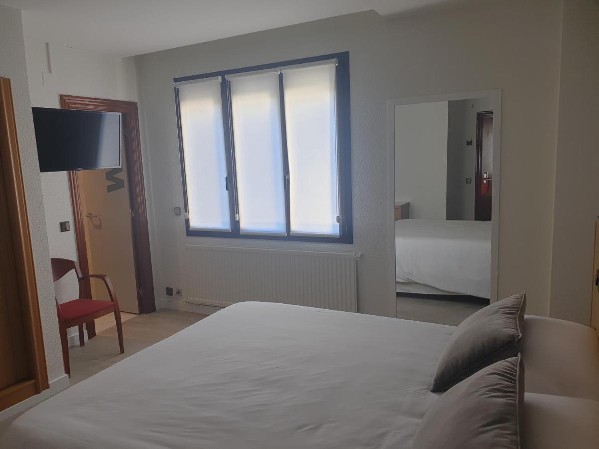 Hotel Arts - Gasteiz Centro Vitoria-Gasteiz Luaran gambar