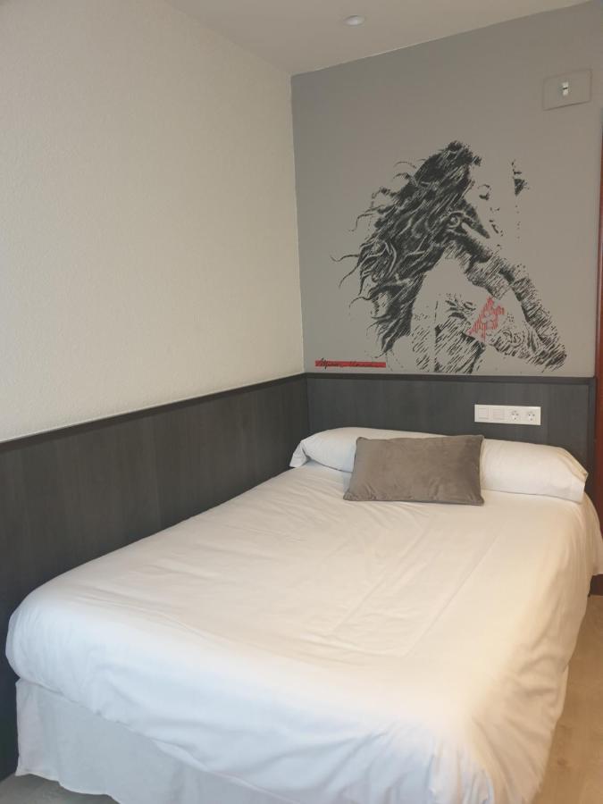 Hotel Arts - Gasteiz Centro Vitoria-Gasteiz Luaran gambar